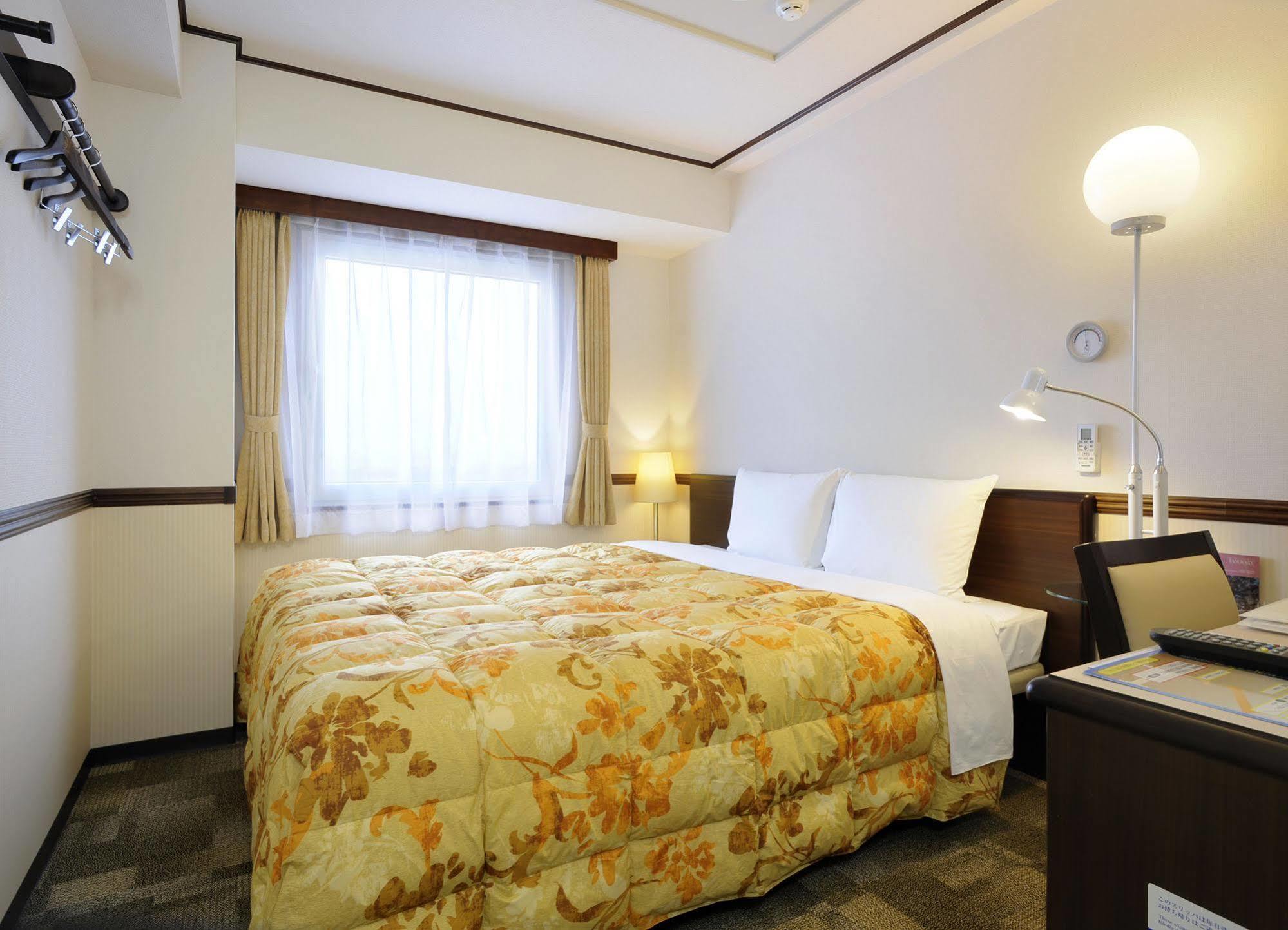 Toyoko Inn Shin-Yamaguchi-Eki Shinkansen-Guchi Kültér fotó