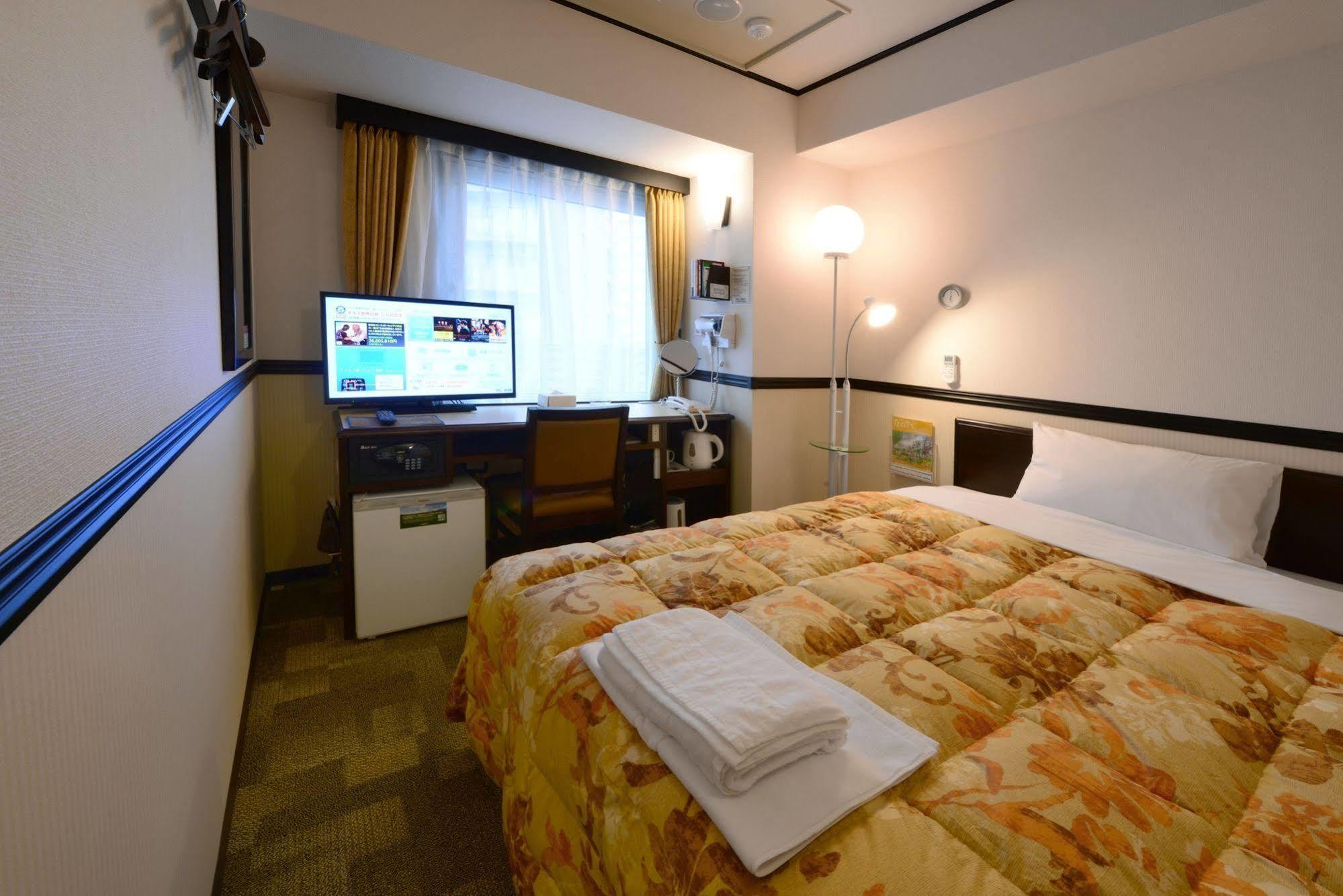 Toyoko Inn Shin-Yamaguchi-Eki Shinkansen-Guchi Kültér fotó