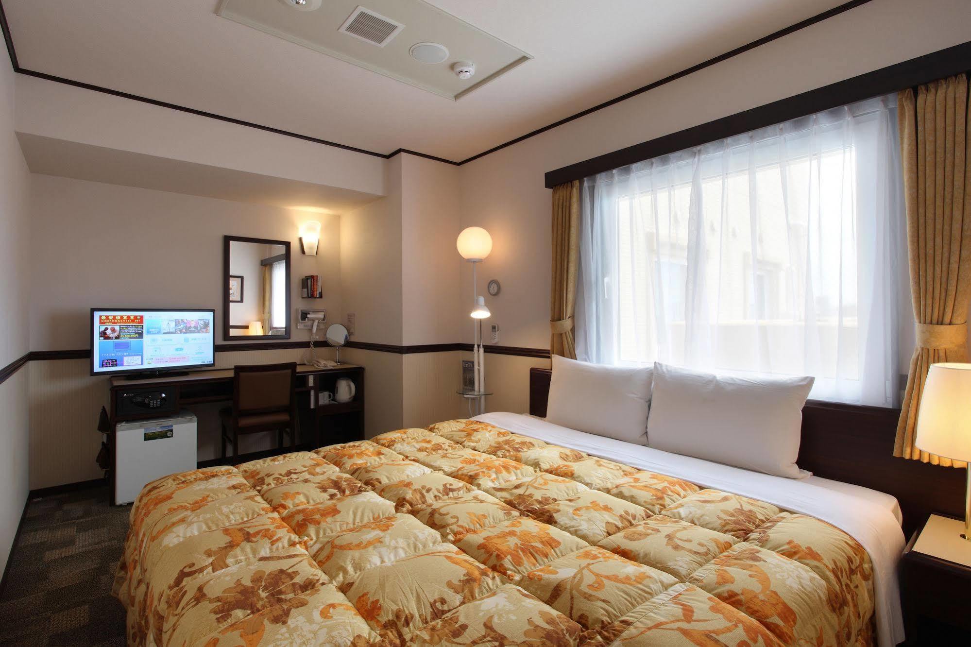 Toyoko Inn Shin-Yamaguchi-Eki Shinkansen-Guchi Kültér fotó